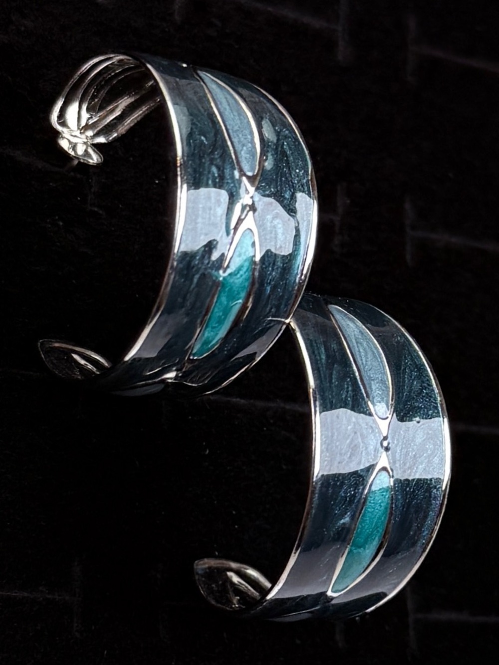 Vintage Silvertone Teal Enamel Wide Hoop Pierced Earrings